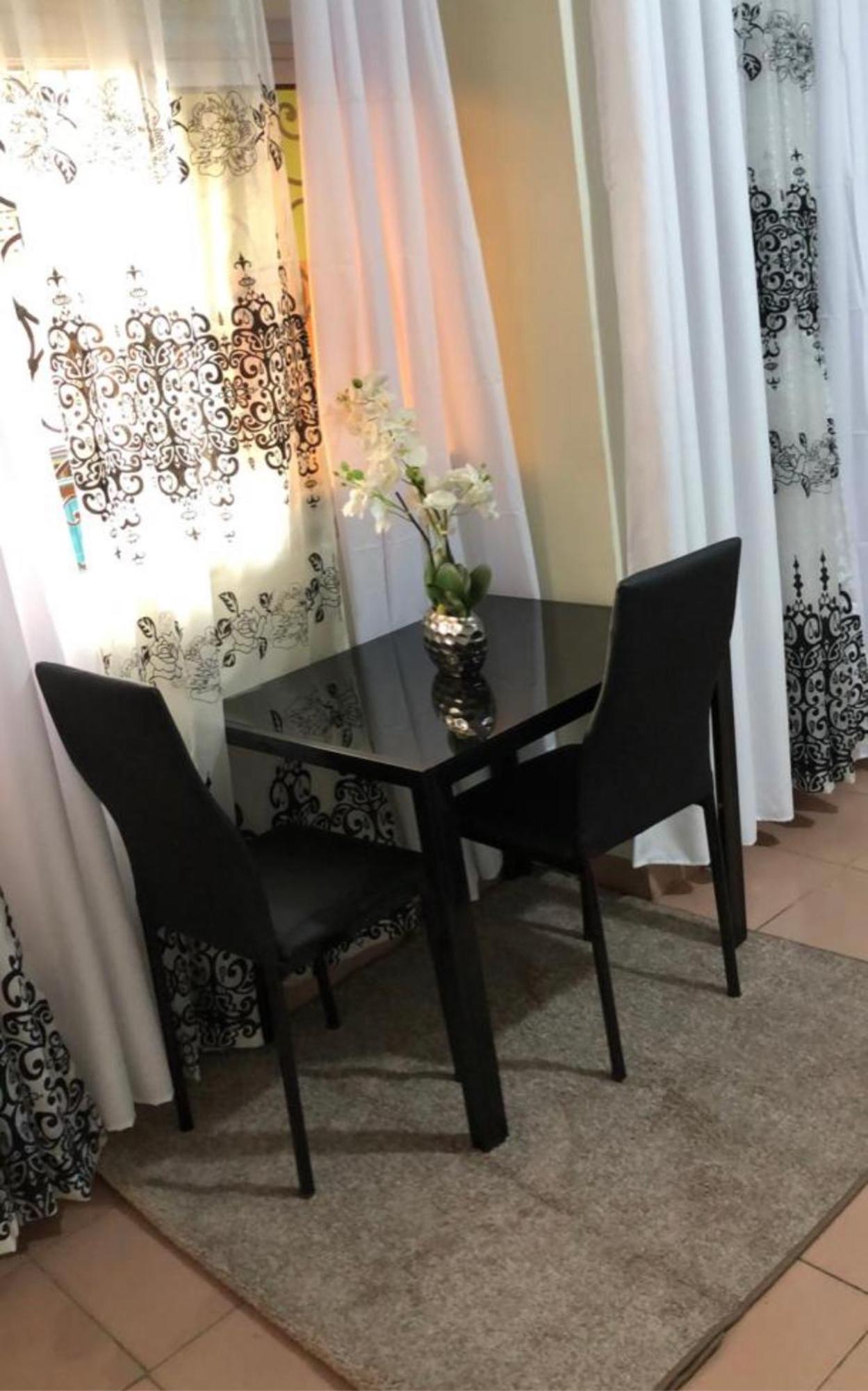 Studio Meublee 1 Chambre Etoug Ebe Яунде Екстер'єр фото
